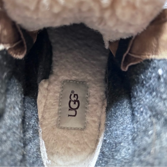 Ugg Tan Leather Cecile Fleece Lined Waterproof Lace Up Duck Boots Size 6 - Picture 4 of 15